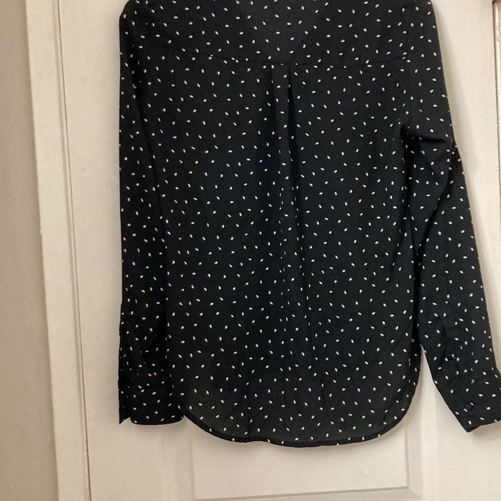 Black top - Picture 7 of 7